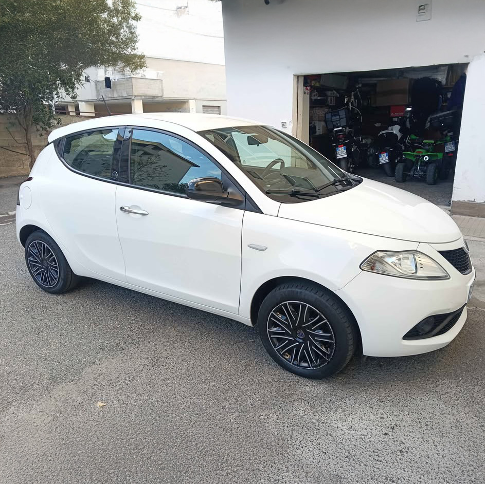 2021 Lancia ypsilon 1.0 70cv firefly hybrid
